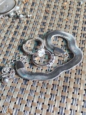 Silver.925 Ring Pair &Silver8"Bracelet